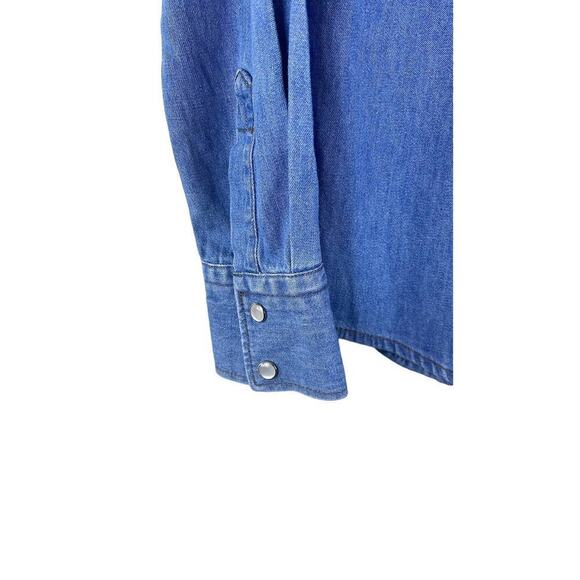 ARIAT RUFFLE DENIM PALE INDIGO WOMEN'S SHIRT SIZE XS/TP NWT - Picture 2 of 8